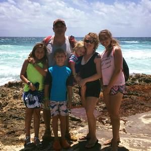 Meet your Posher, Joy